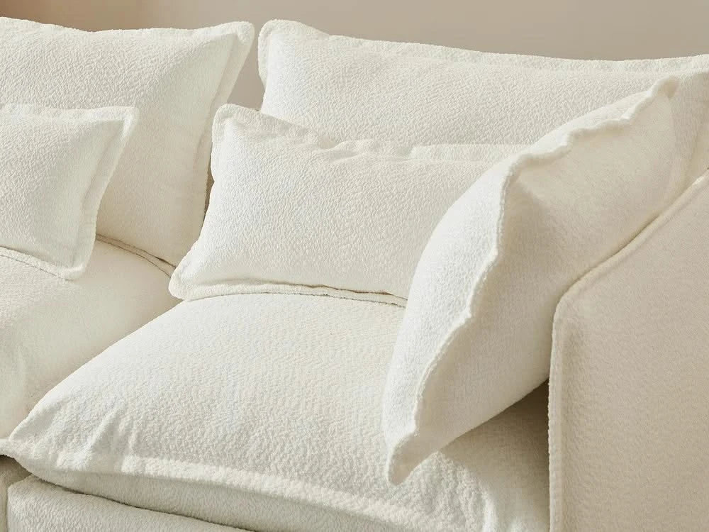 |white-boucle-1|