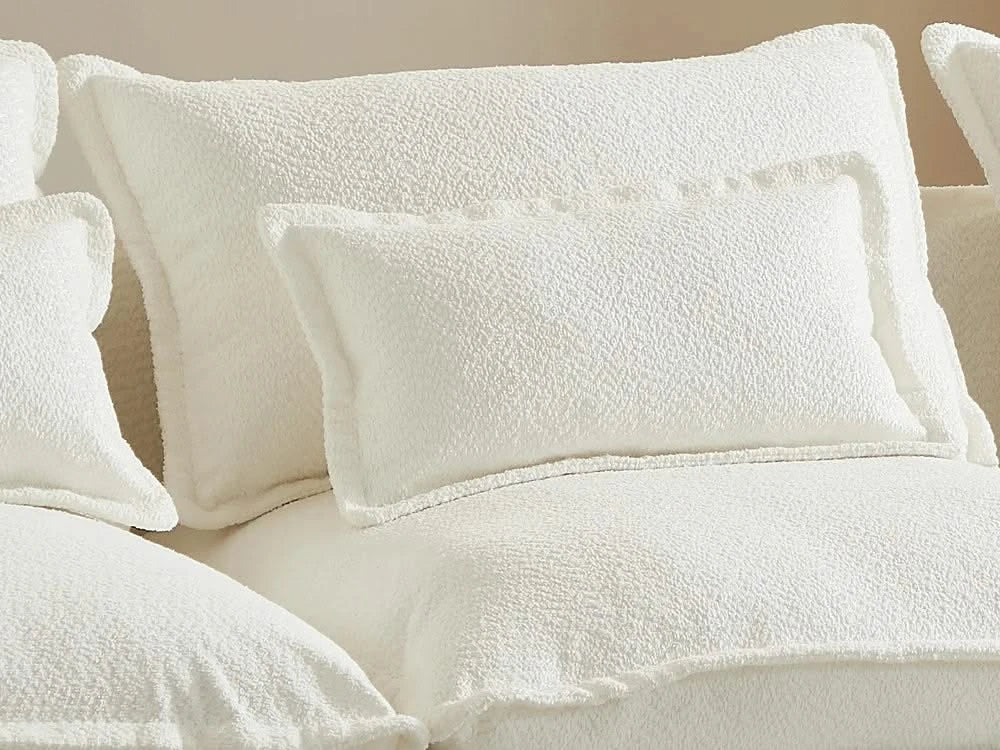 |white-boucle-1|
